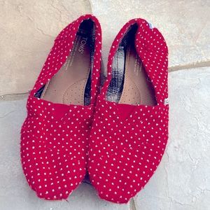 Toms - red polka dots